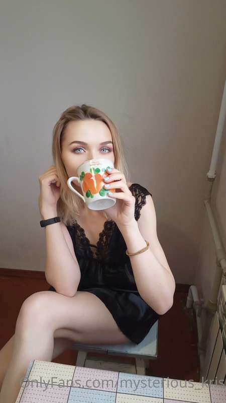 𝑯𝒆𝒍𝒍𝒐 𝒆𝒗𝒆𝒓𝒚𝒐𝒏𝒆, 𝒕𝒐𝒅𝒂𝒚 𝑰 𝒘𝒂𝒏𝒕𝒆𝒅 𝒕𝒐 𝒂𝒔𝒌 𝒉𝒐𝒘 𝒅𝒐𝒆𝒔 𝒚𝒐𝒖𝒓 𝒎𝒐𝒓𝒏𝒊𝒏𝒈 ..