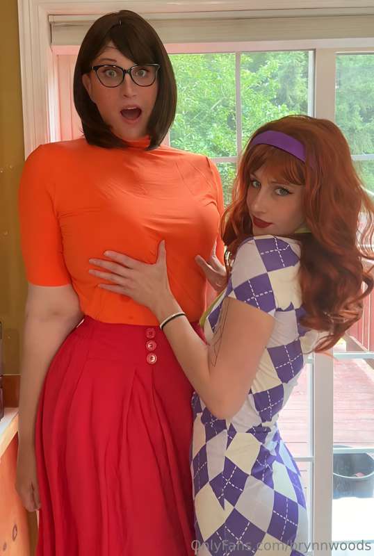 Jinkies, I missed MiLF Monday but I’ll make it up to you wit.. 8