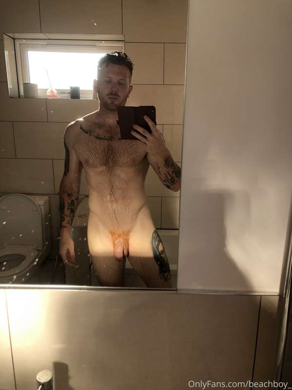 Beautiful Saturday morning here in the UK 😘 hope you all hav..