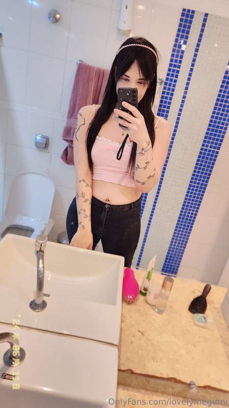 Lovelymegumi - Onlyfans - 27 Apr, 2025