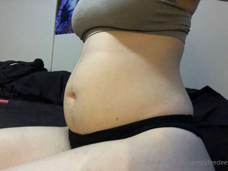 Vampyfeedee - Onlyfans - 21 May, 2022