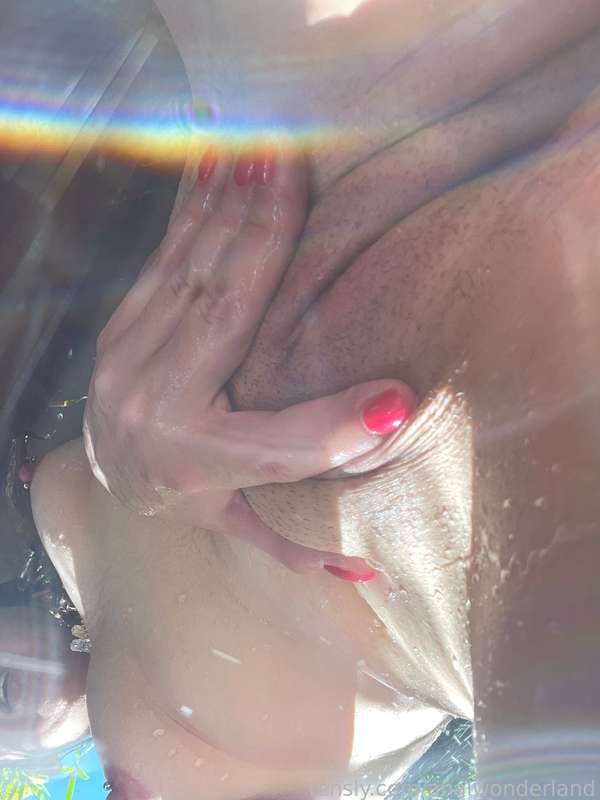 Analwonderland - Fansly - 12 Dec, 2021 1