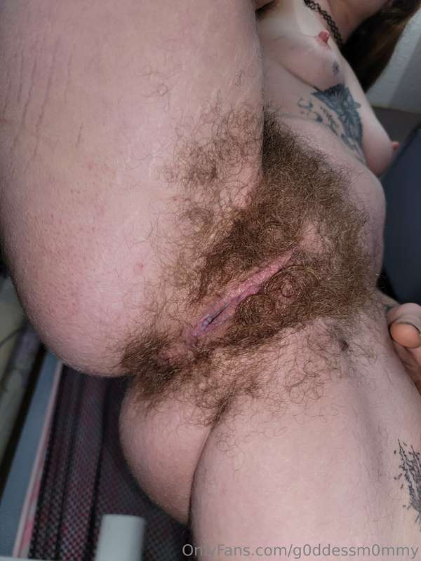 How's mommy's dirty hairy pussy look babe? 😋 15