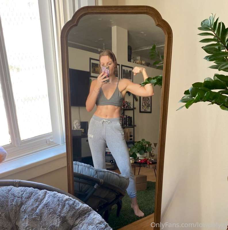ab progress and also boooooobs. what so you guys think of my..