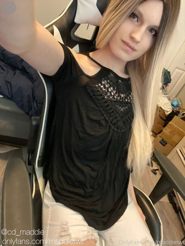 Hey guys! I went shopping for some new clothes and wanted 2 .. 16