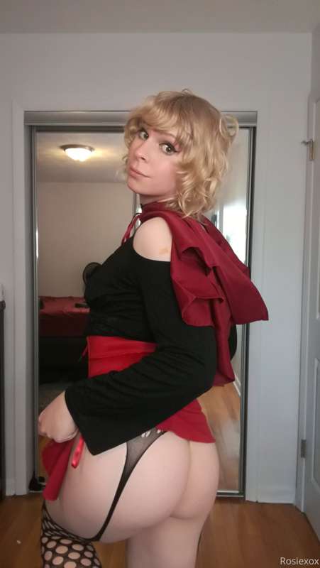 Lil Red Riding Rosie~ 7/7 x Hope you loved the photos ^_^ ha.. 6
