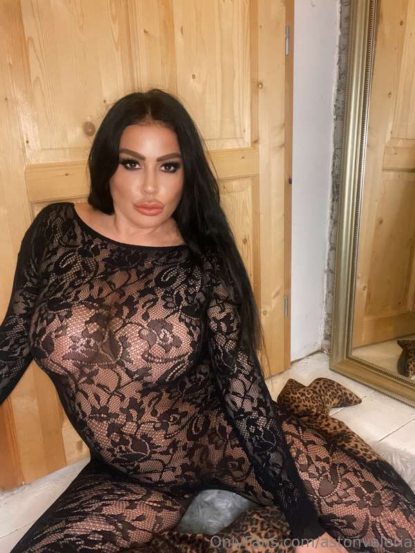 Astonvaleria - Onlyfans - 14 Jan, 2025 6