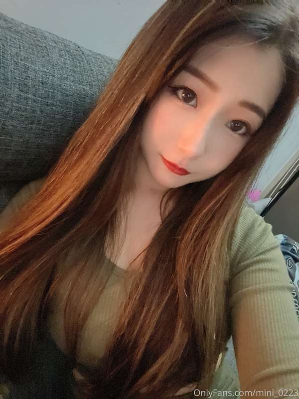 一件正常的洋裝 被我穿的很色情😈