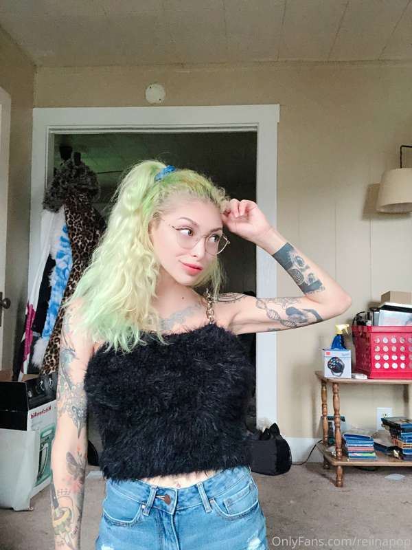 I feel dirty as fuck~ Would anyone be interested in seeing a.. 13