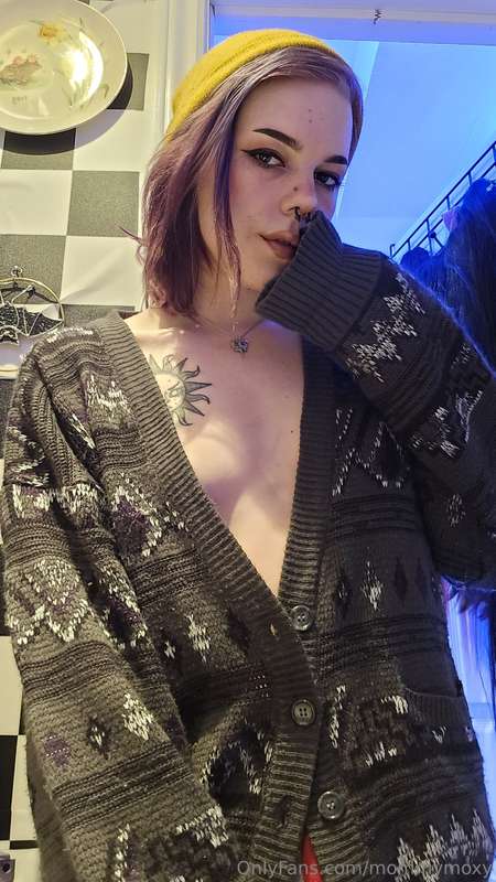 Cozy moxy needs sucky 