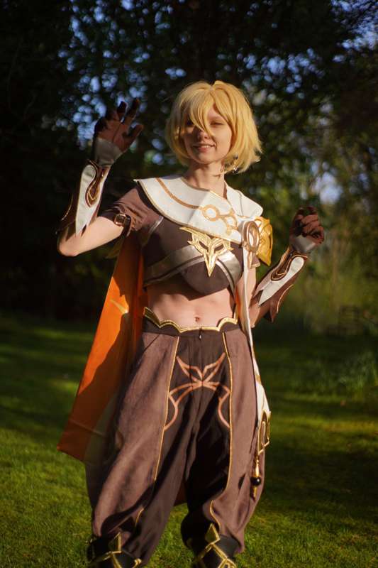 I'm Aether (Traveler) from Genshin Impact!  xx 8