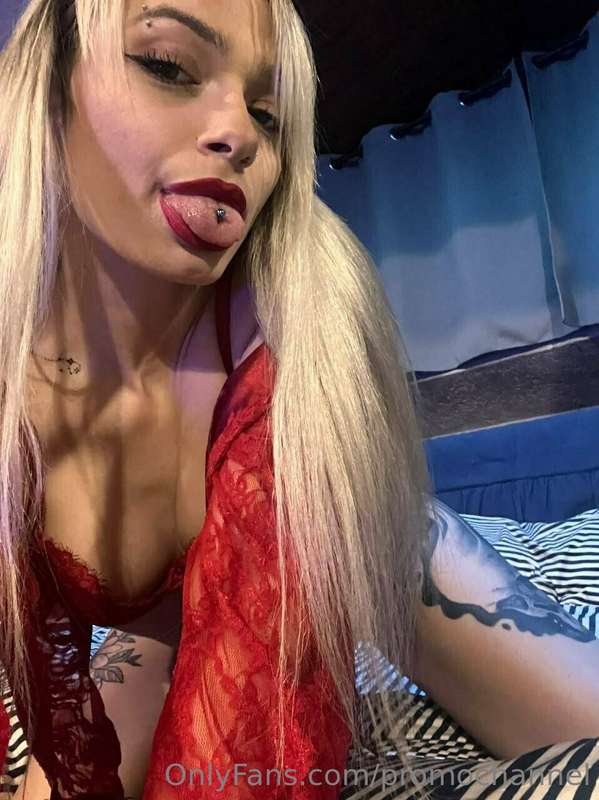 @rachelle794 🔥 *Sono una ragazza a cui piace divertirsi da s.. 4