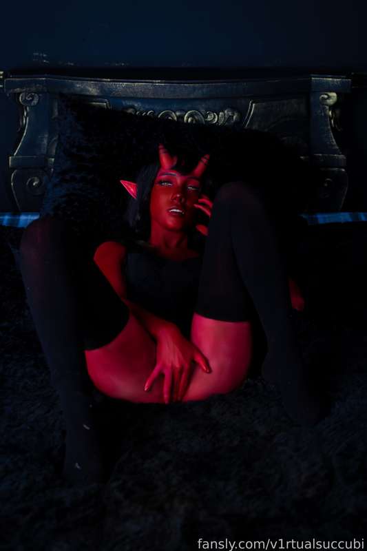 V1Rtualsuccubi - Fansly - 09 Dec, 2023 5