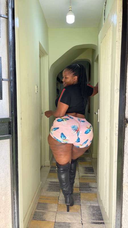 Check your DMs babe I just sent something juicy for your eye..