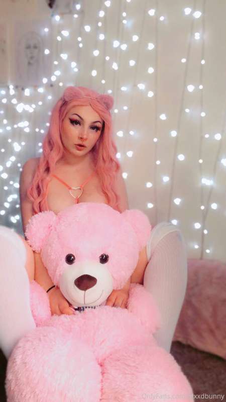 Tonight’s photoset is probably the best pictures I’ve ever t.. 6