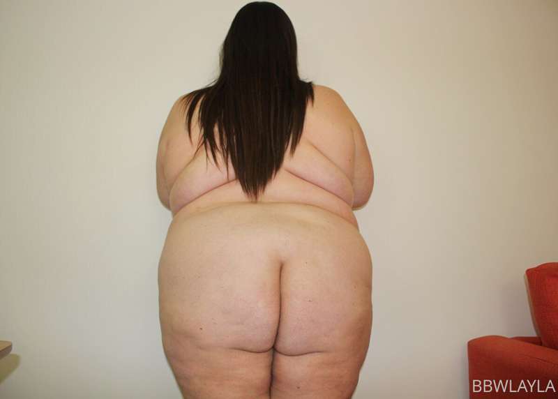 Do you love my naked fatty body? 😍🐷 3