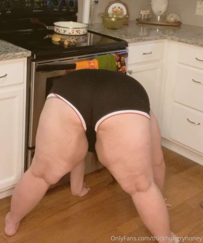 When I was thin, I was so flexible….I tried testing my abili.. 16
