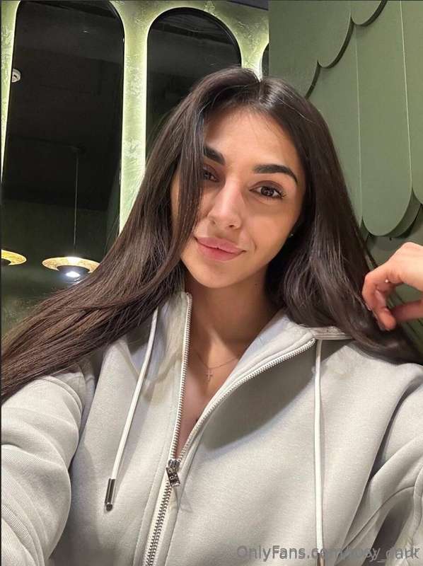 𝐅𝐑𝐄𝐄𝐄 𝐒𝐔𝐁𝐒𝐂𝐑𝐈𝐏𝐓𝐈𝐎𝐍🟢CLICK HERE - @rosy_mur🟢This cutie is onli..