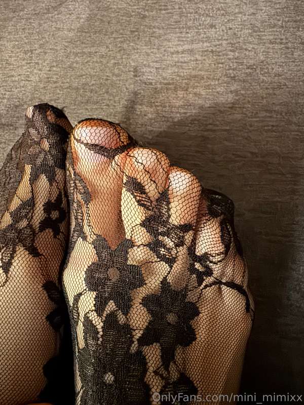 My cute perfect little feet in lace stockings❤️‍🔥 i want you..