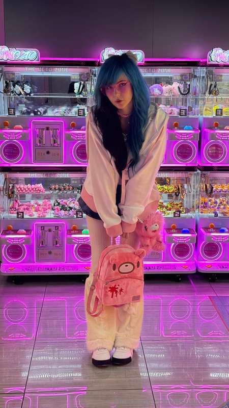Went to the arcade on my birthday 🥳 Took a couple of cute pi..