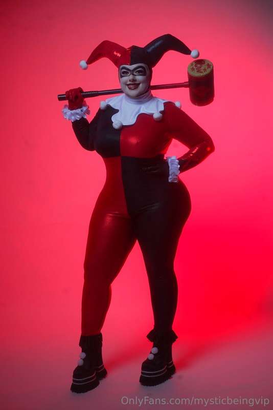Day 10/31 days of Halloween | Classic Harley Quinn 🃏 13