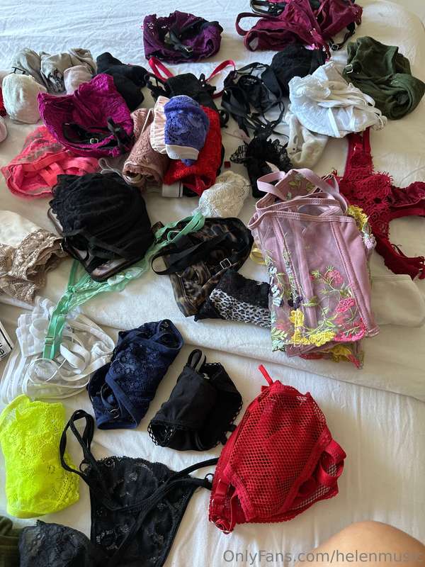 Choose the one you want and I'll make you a video 👄👄👄