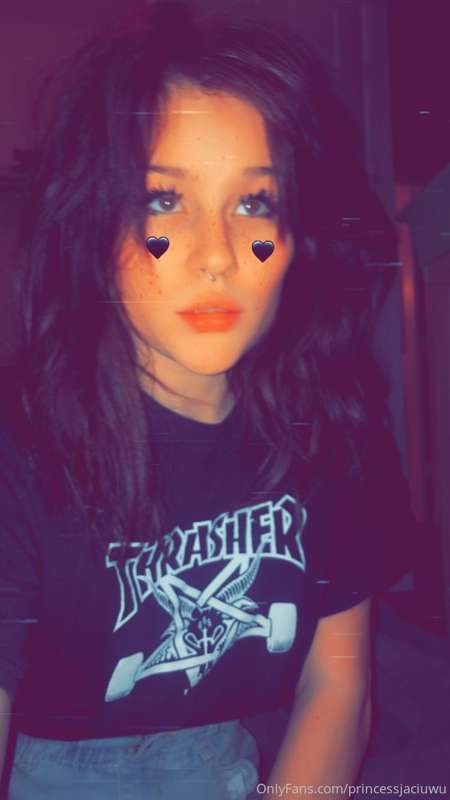 You can’t resist my doll eyes baby