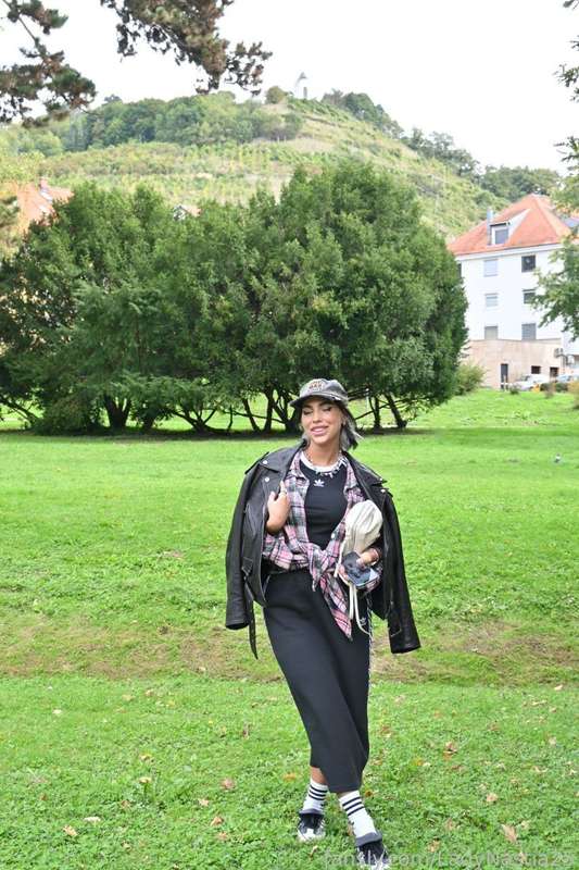 Ladynastia25 - Fansly - 27 Sep, 2024 28