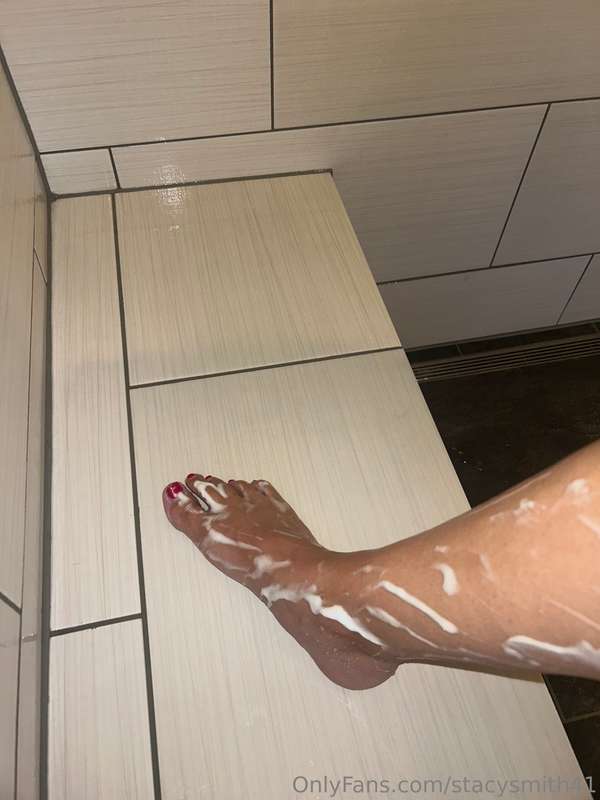 Maybe my feet picks will start earning money 😂. 