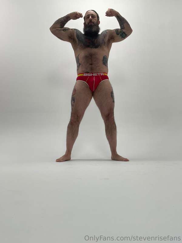 Was trying to take some selfies BTS of my shoot with Chaturb..