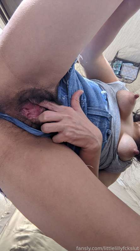 Littlelillyfckslut - Fansly - 11 Jan, 2022 4