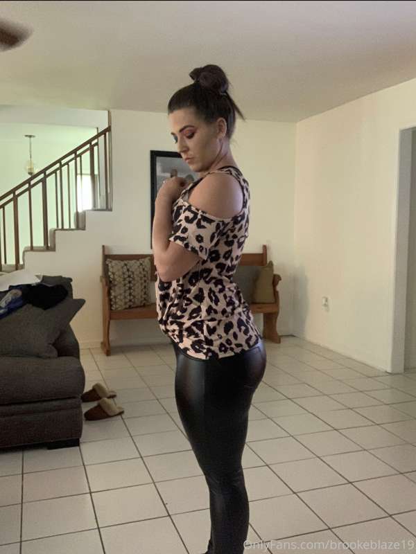 New outfit I got awhile back to wear for a black bull
