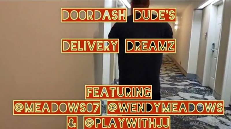 Delivery Dudes Dreamz My hot 🔥 MILF girlfriend @PlaywithJJ a..