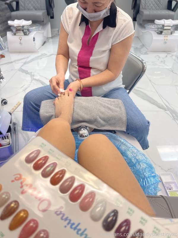 I know y’all love my pedicure videos👅