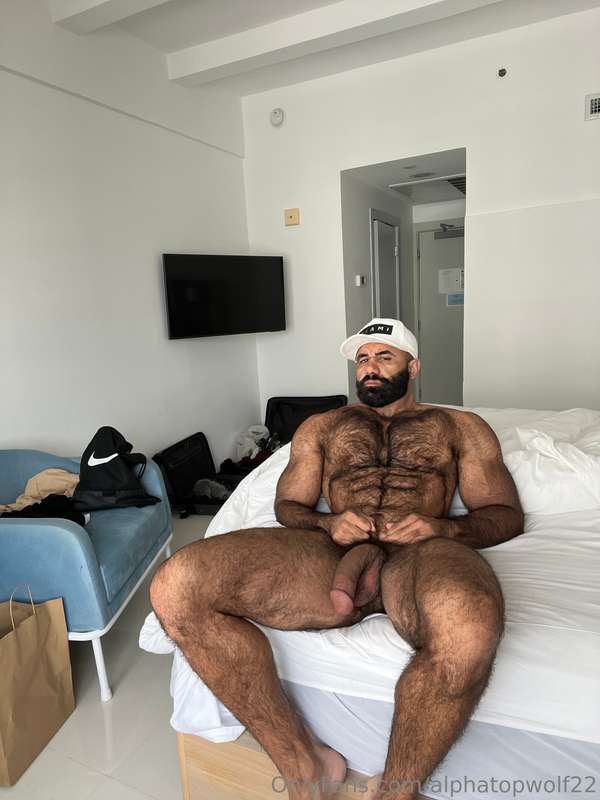 Daddy got horny in his hotel room 🍆😈Left a little surprise f.. 4