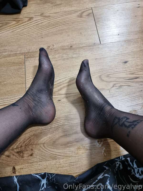 After footjob with nylons 4