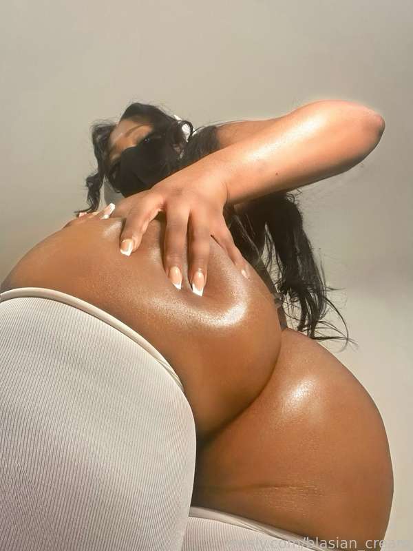 Blasian_Cream - Fansly - 27 Dec, 2023 1
