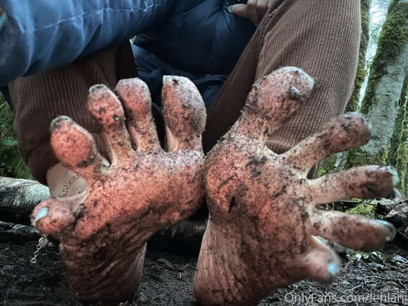 Got dirty on the trail 😳 I know some of u like when they’re .. 10