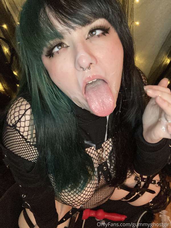 Why do I look so pretty with cum all over my face? 👅 13