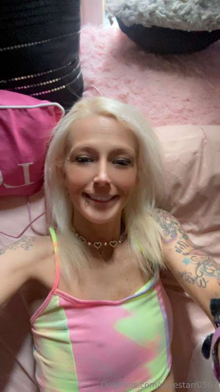 Skyestarr0507 - Onlyfans - 2025-03-27T13:27:32