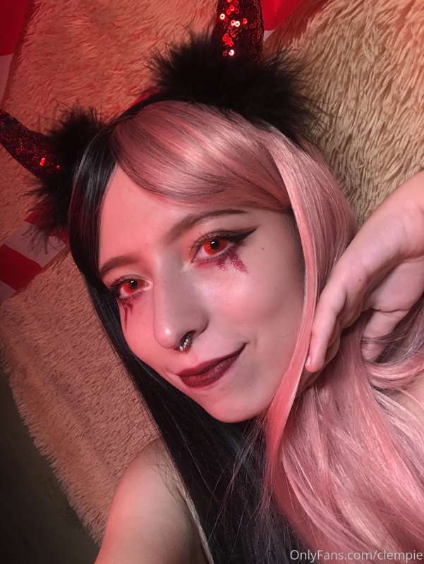 sharing my today’s look 😈
do you like it? I’ve got so much t..