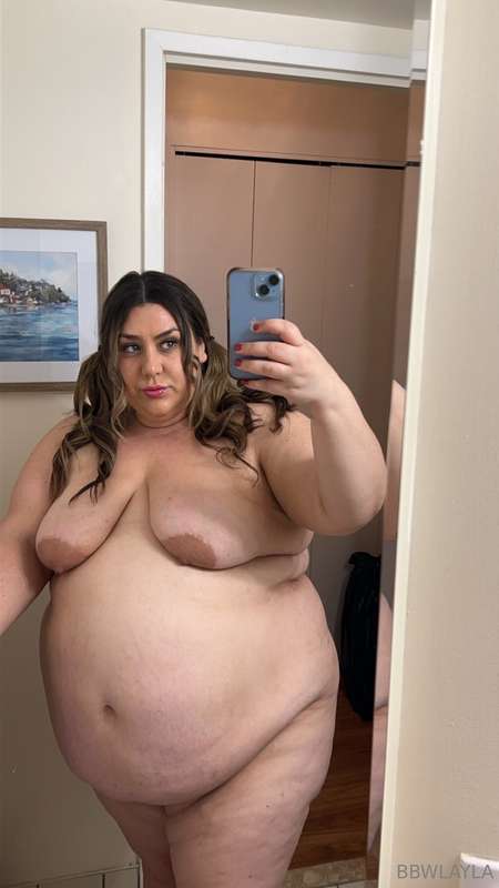 Nudes I just took tonight for you guys 👅 do you like my pig .. 6
