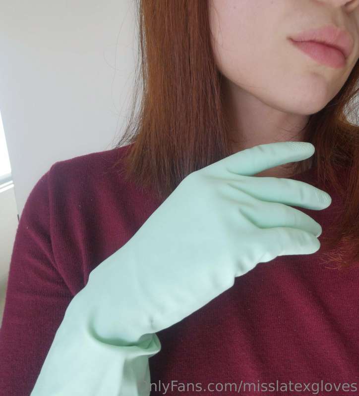 Mint gloves 3