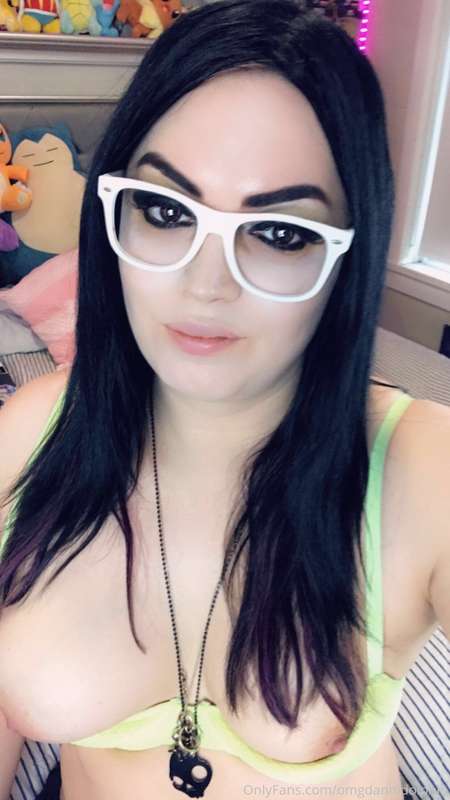 Extra boob shots from the other day 💙 3