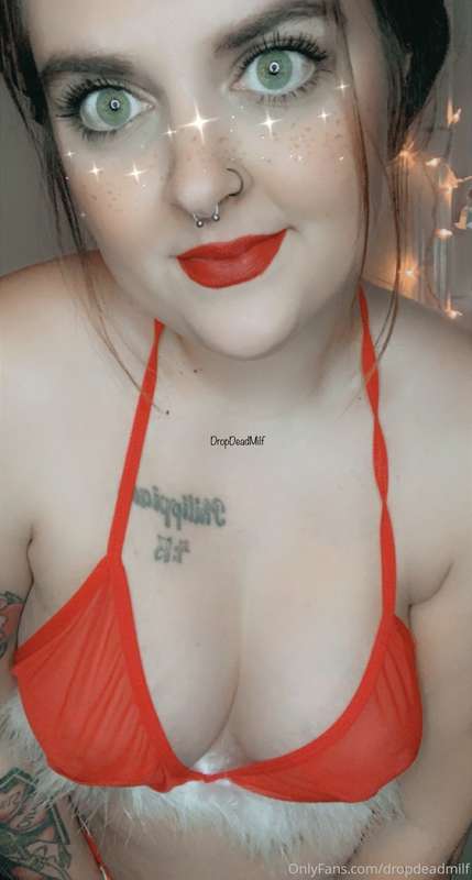 Santa baby, ive been an awfully bad girl 😈 1