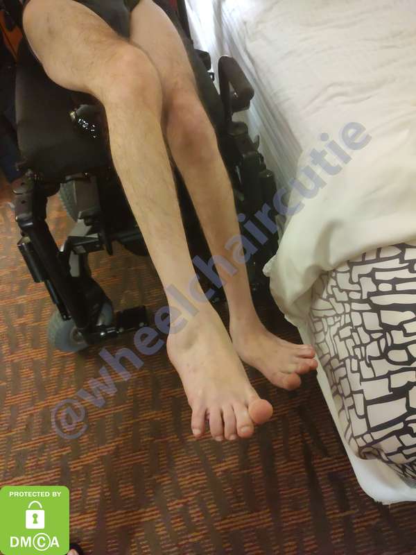 Wheelchaircutie - Fansly - 01 Oct, 2022 2