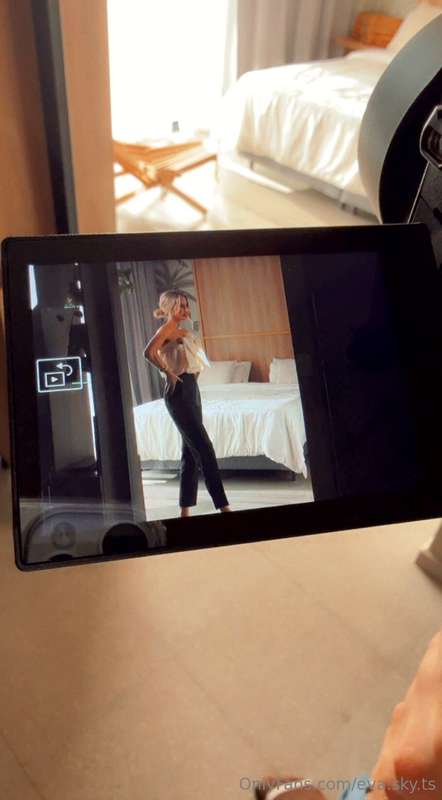 Filming something new for OFTV today 🎥It’s pure lifestyle, b..