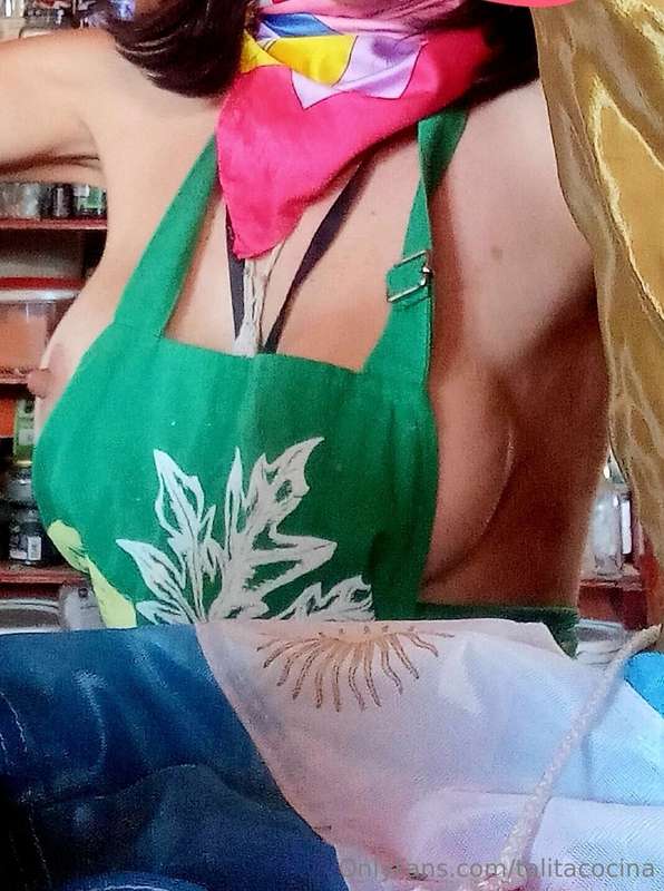 HOY Compartimos UN RICO MATE con Flores de hierba Marcela 🌱💚.. 1