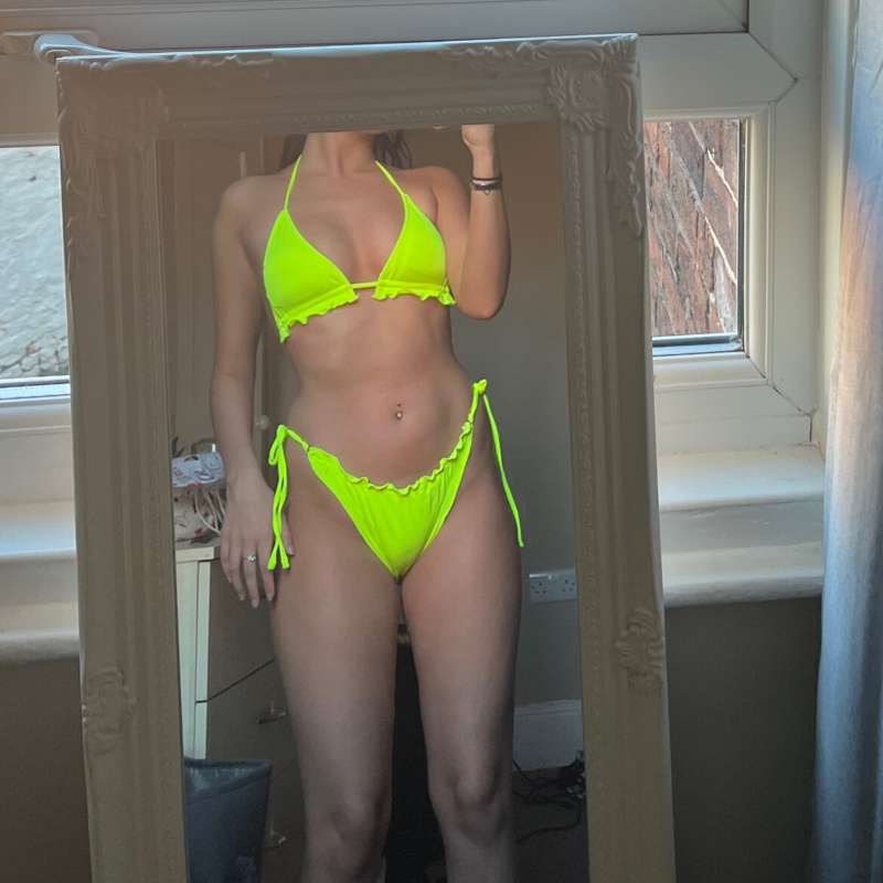 can’t wait to be half naked abroad all summer🌴 1
