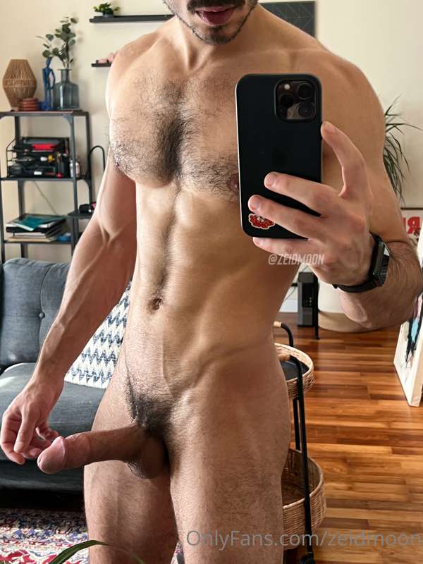 Too horny to study 😌🥵